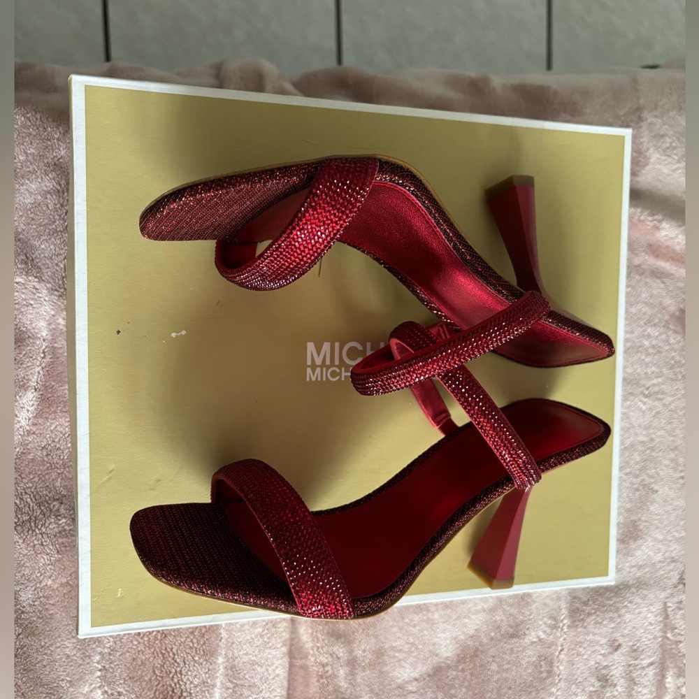 MICHAEL KORS Clara Embellished Sandal- Crimson Red ❤️✨‼️
